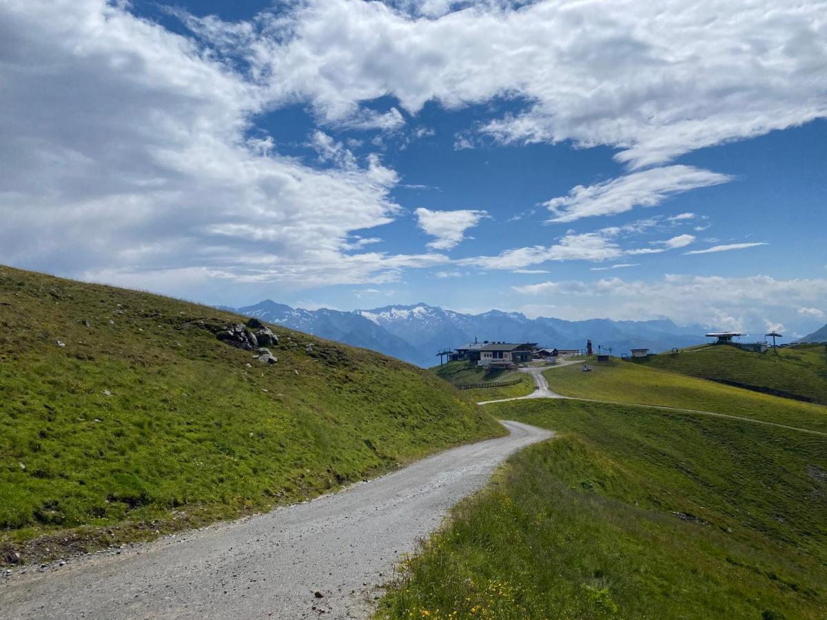 Penthaus Kitzebueheler Alpen Apartman Neukirchen am Großvenediger Kültér fotó